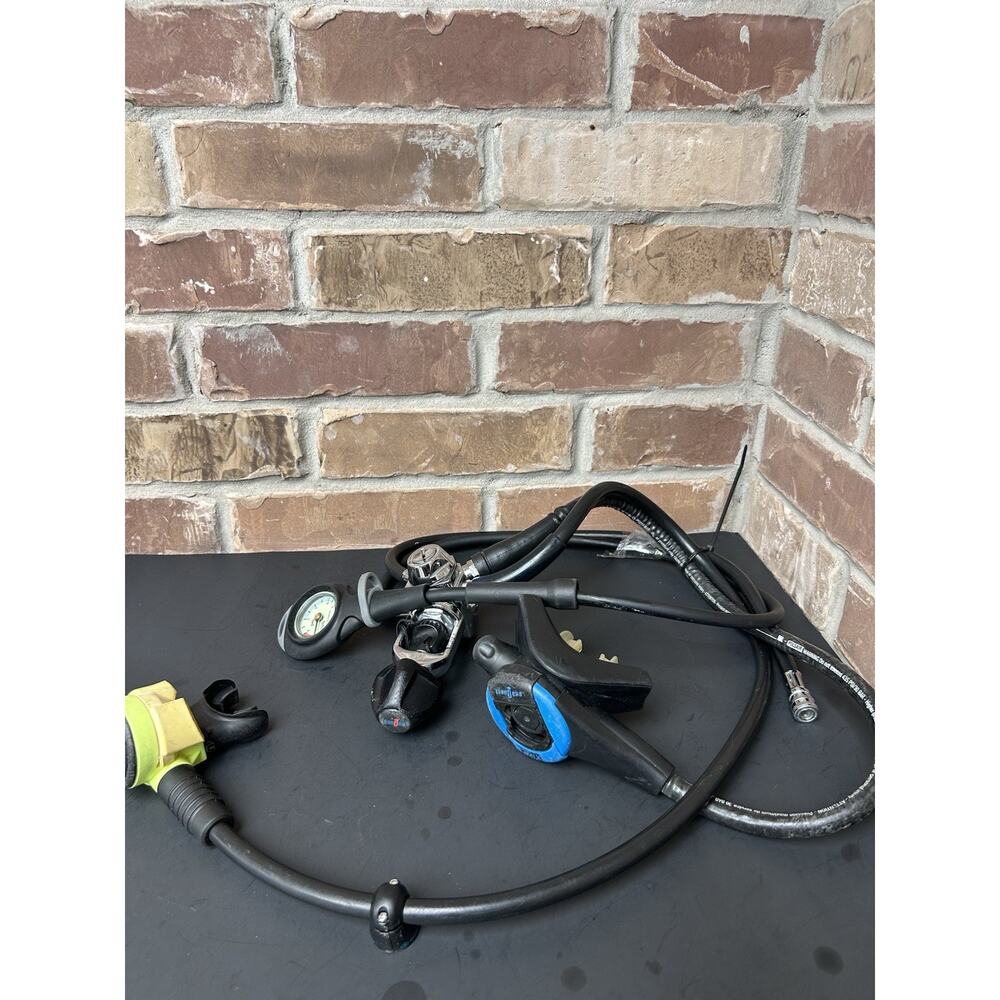 Divers Sea Quest Regulator Set w/ Mares Psi X1000 & Sea Quest XR2